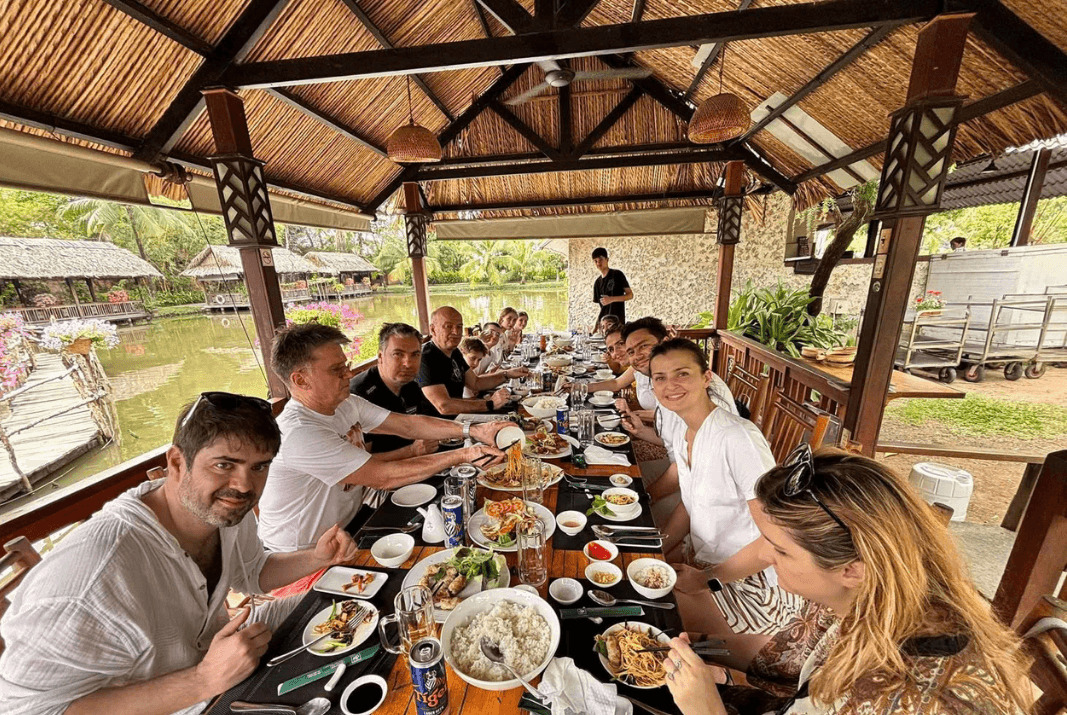 speed boat to Mekong Delta & Cu Chi Tunnels in one full day