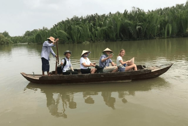Mekong Delta half day by speed boat in the morning or afternoon